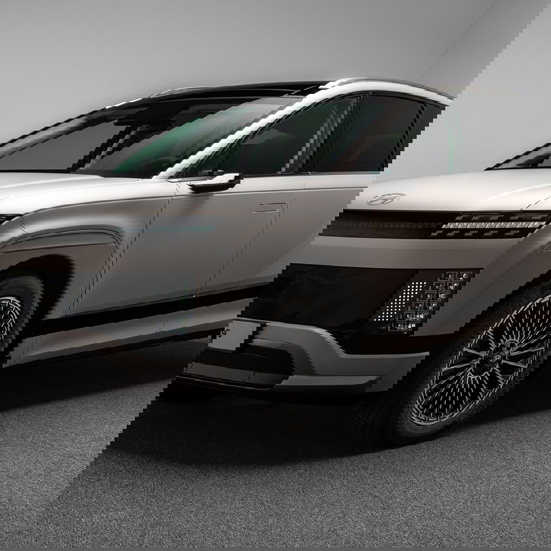 Hyundai Ioniq 9, front 3/4